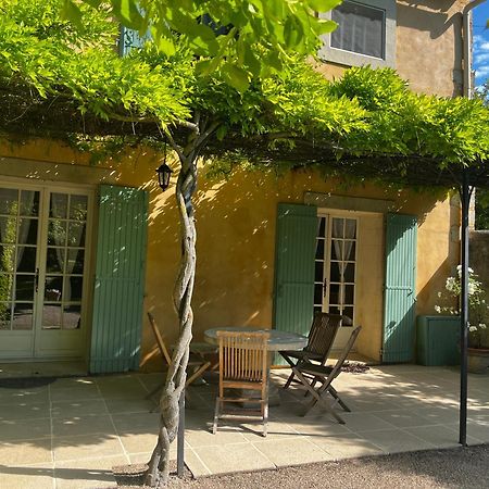 Le Mas De Trevouse Saint-Saturnin-les-Avignon Luaran gambar
