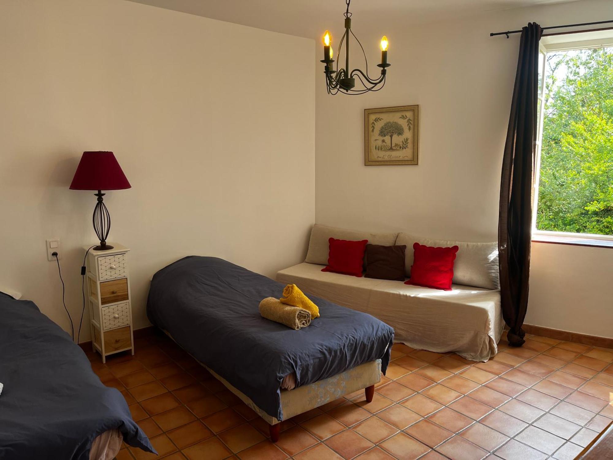 Le Mas De Trevouse Saint-Saturnin-les-Avignon Luaran gambar