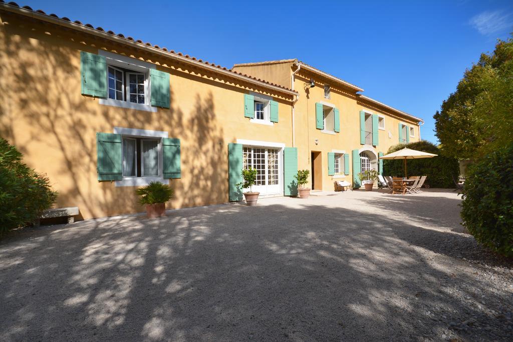 Le Mas De Trevouse Saint-Saturnin-les-Avignon Luaran gambar